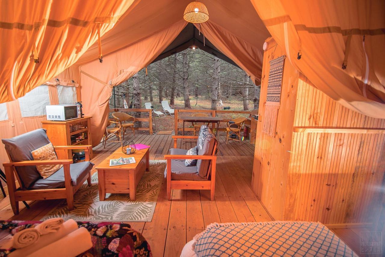 Domaine De La Vitarelle Glamping Villaniere Exterior photo