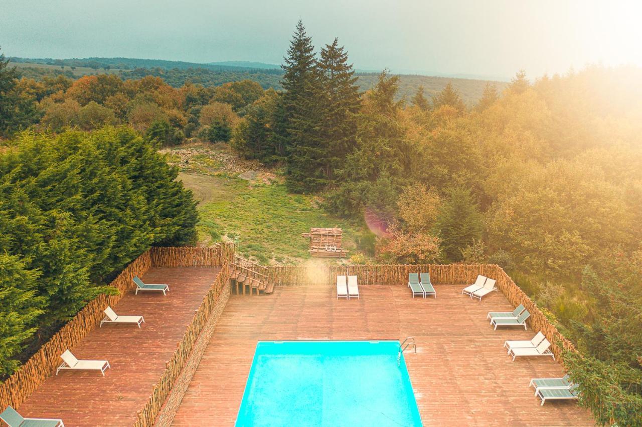 Domaine De La Vitarelle Glamping Villaniere Exterior photo