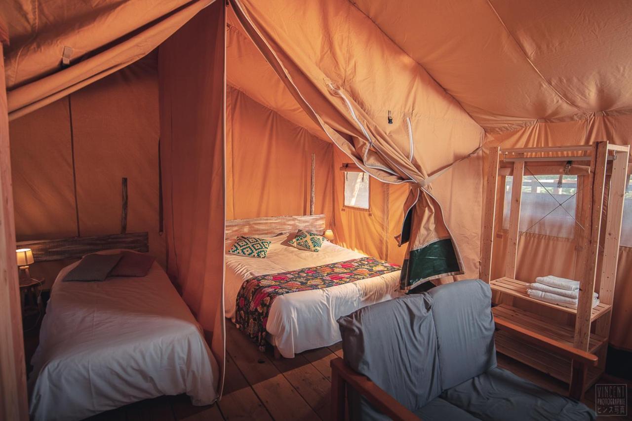 Domaine De La Vitarelle Glamping Villaniere Exterior photo